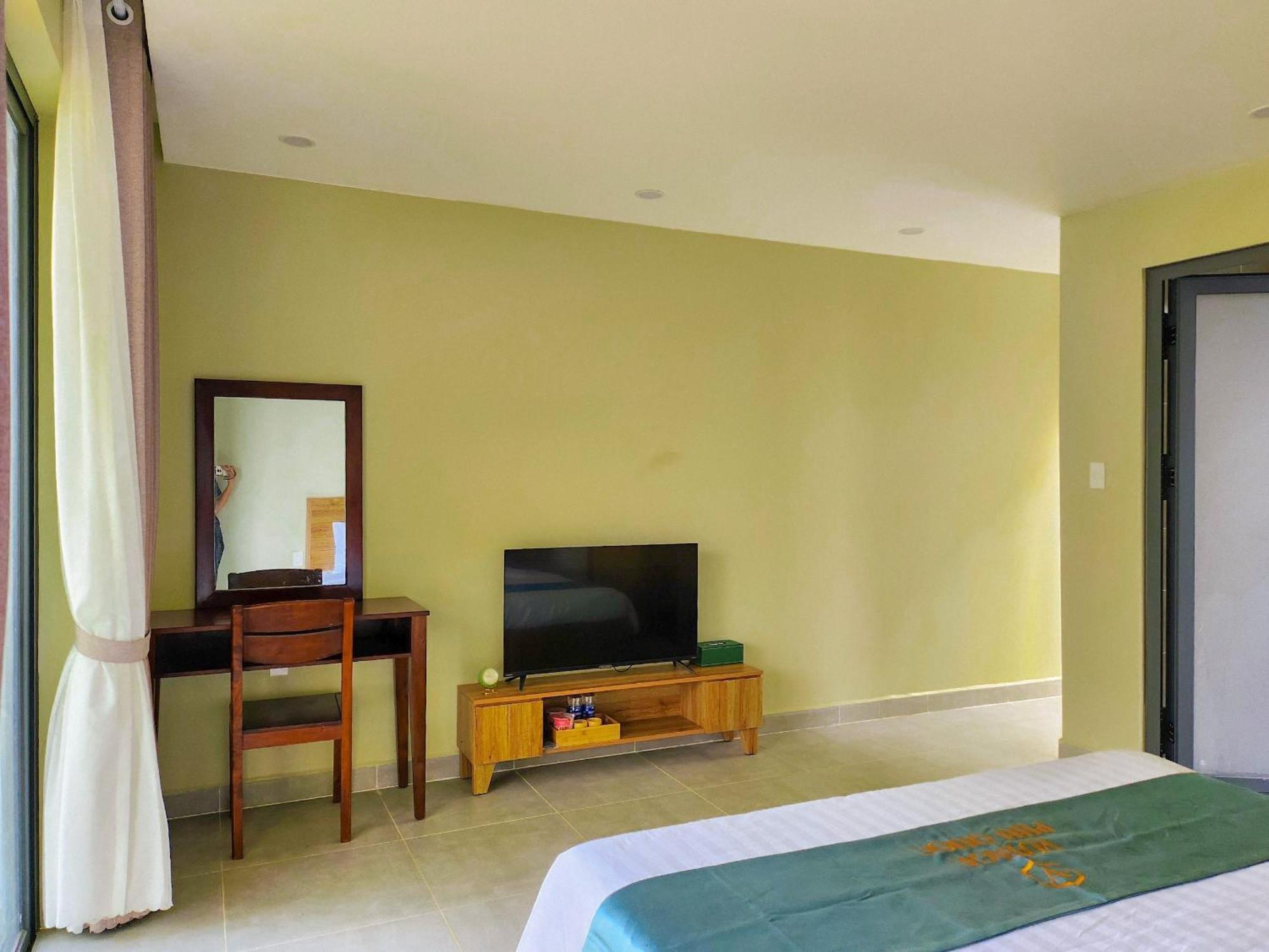 Voyage Phu Quoc Beach Resort Exterior photo