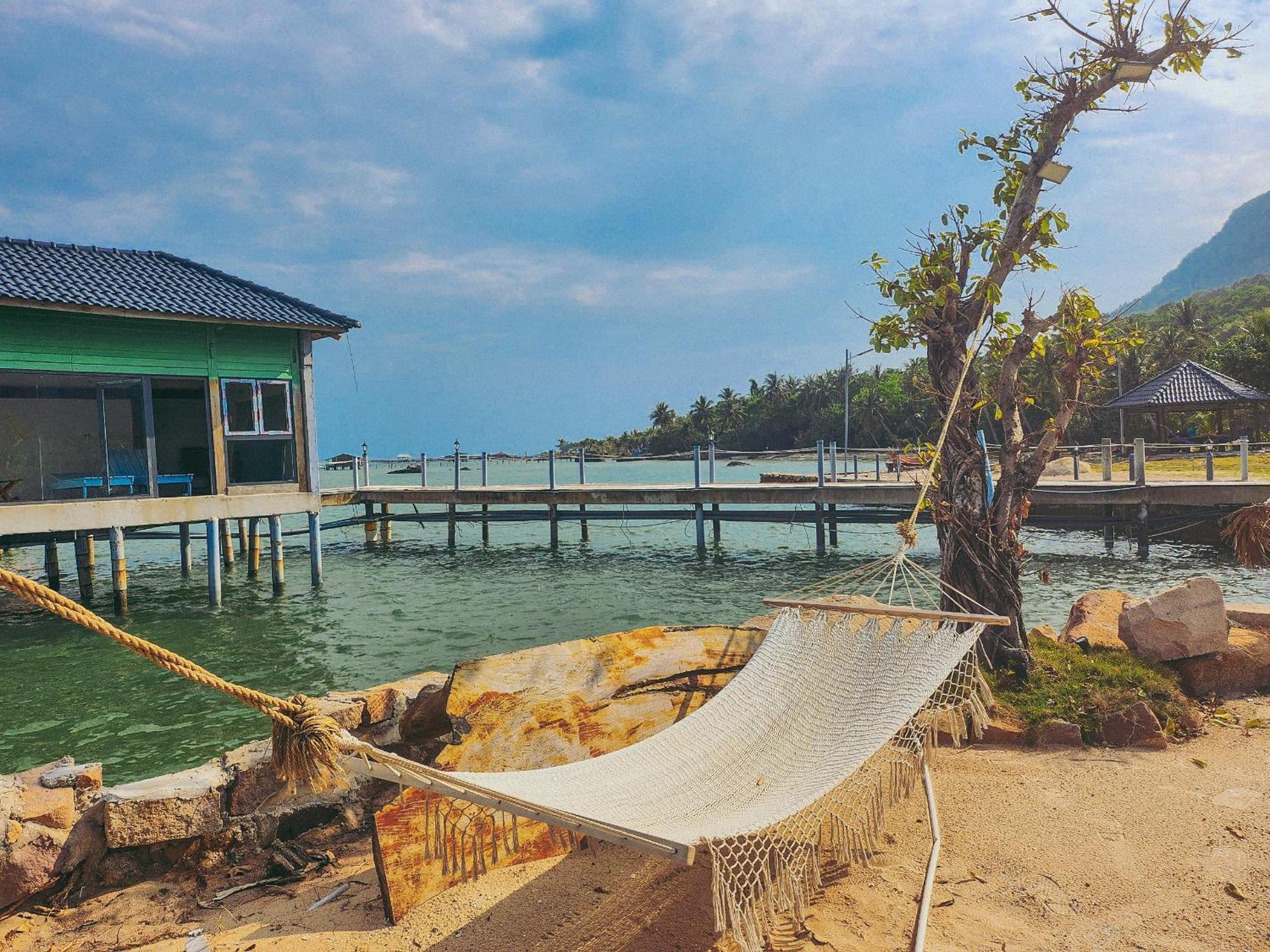 Voyage Phu Quoc Beach Resort Exterior photo