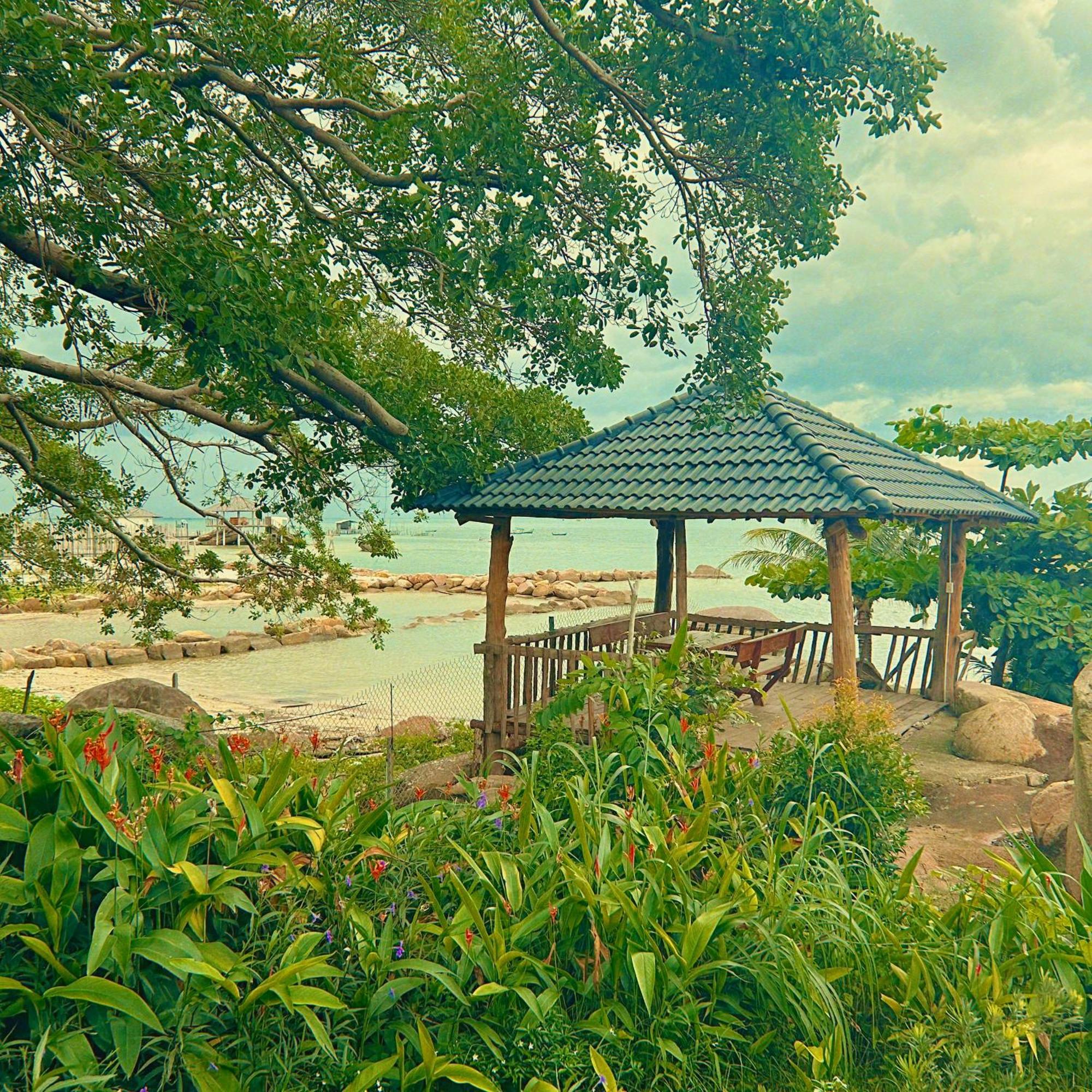 Voyage Phu Quoc Beach Resort Exterior photo